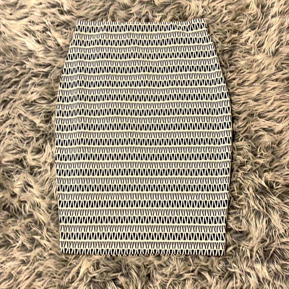Express stretch pencil skirt.